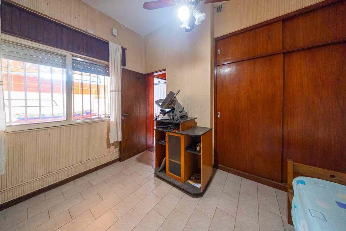 CASA VENTA 2 DOMITORIOS COCHERA EMPLAME  GRANEROS 3