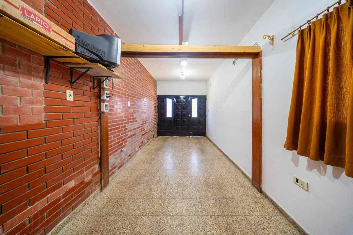 CASA VENTA 2 DOMITORIOS COCHERA EMPLAME  GRANEROS 5