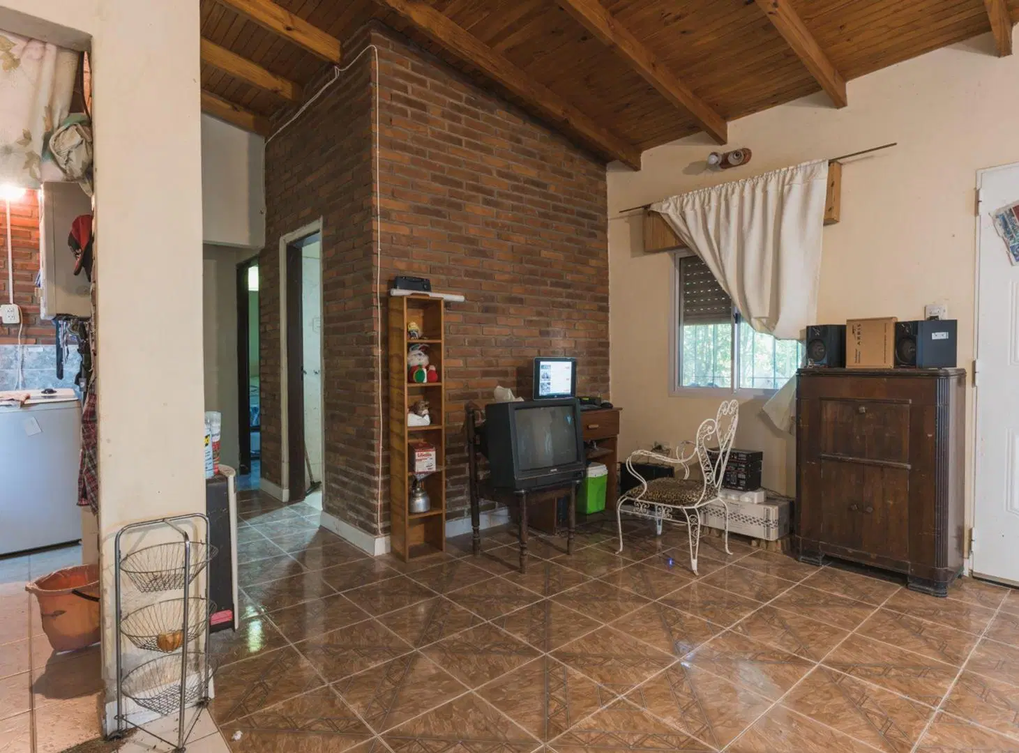 CASA EN VENTA EN FUNES NORTE 2 DORMITORIOS 8