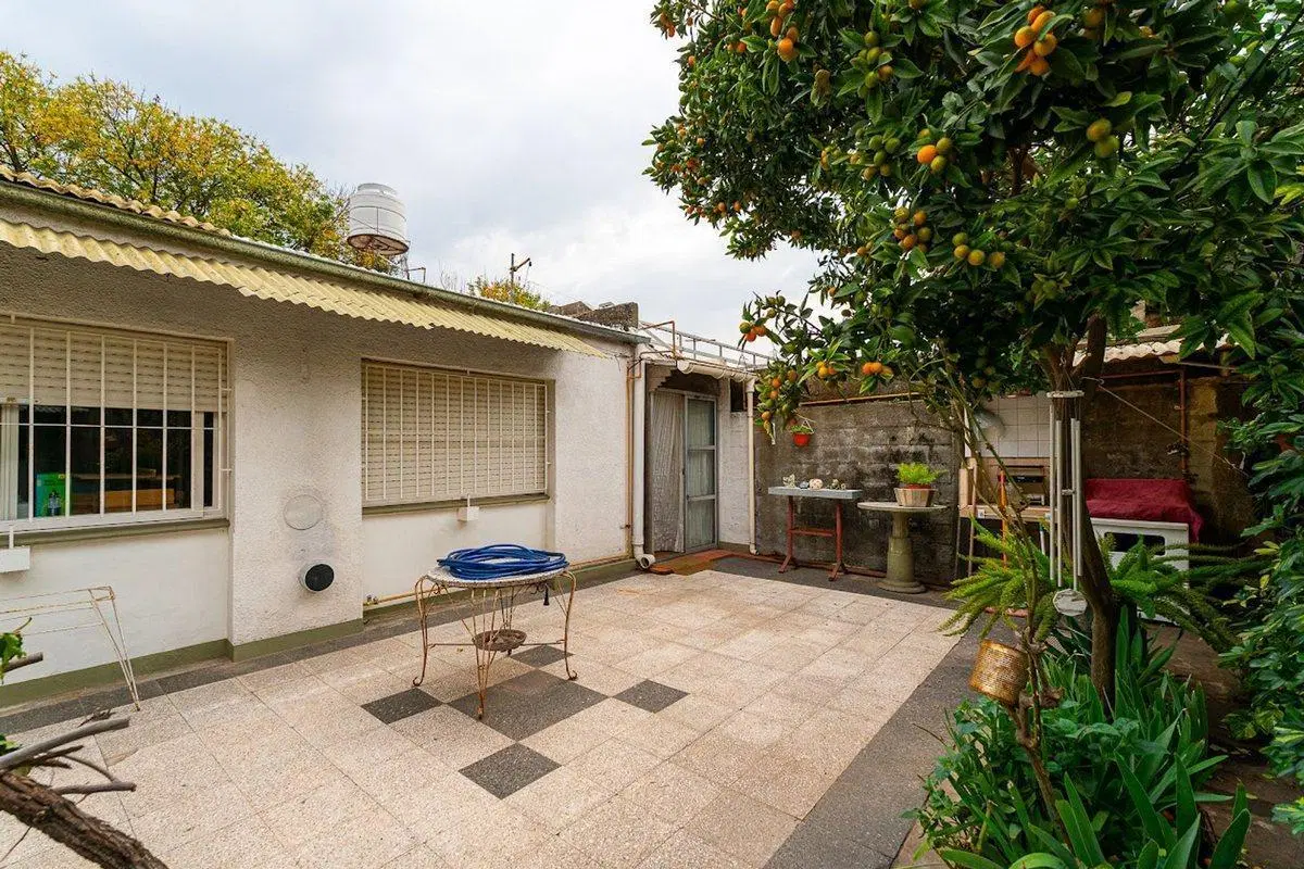 Casa en Venta en San Lorenzo APTA CRÉDITO 4