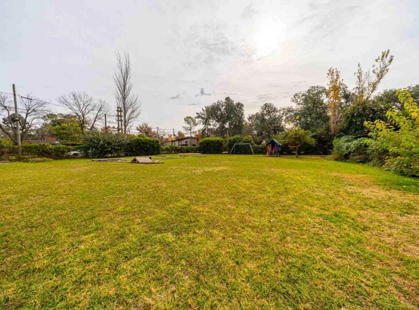 VENTA DE TERRENO EN ROLDAN 6