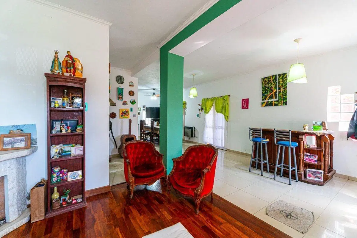 Casa en Venta 4 dormitorios Pileta y Quincho 4