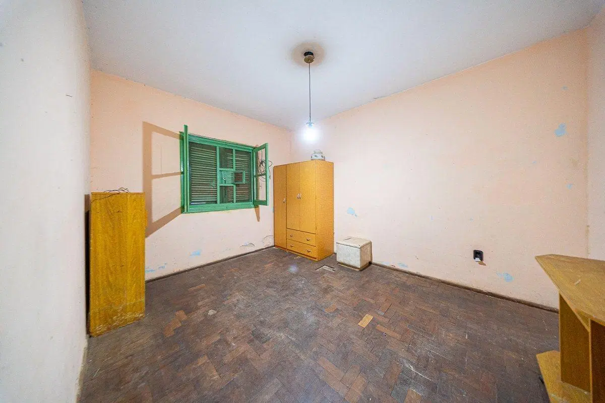 CASA EN VENTA DOS DORMITORIOS FISHERTON A RECICLAR 4