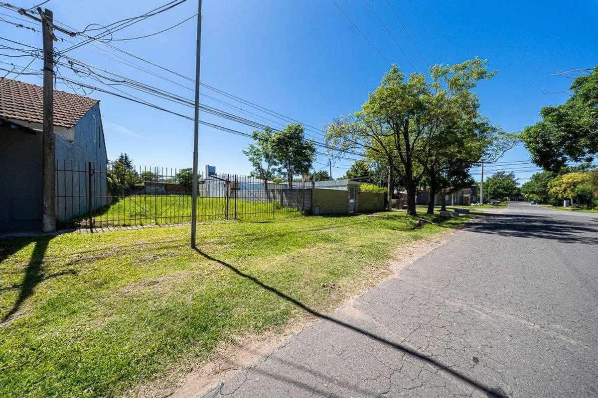 LOTE EN VENTA EN GRANADERO BAIGORRIA RIO 330 M2 2