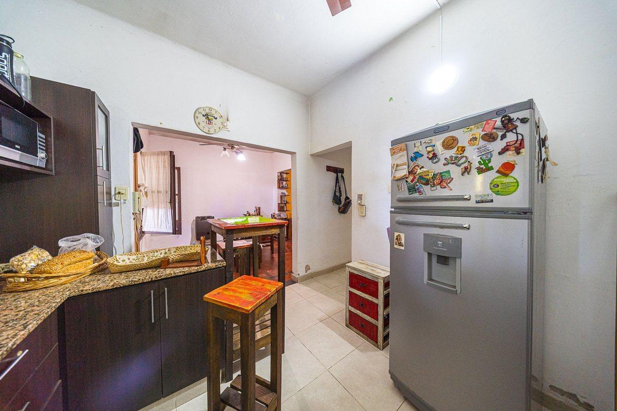 Foto de CASA EN VENTA FISHERTON 2 PROPIEDADES EN UN LOTE, imagen 3