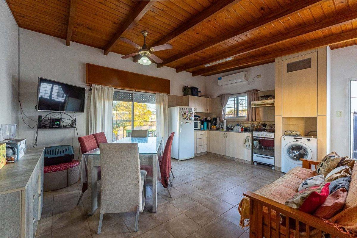 Foto de DEPARTAMENTO LOCAL GALPON EN VENTA EN BAIGORRIA, imagen 5