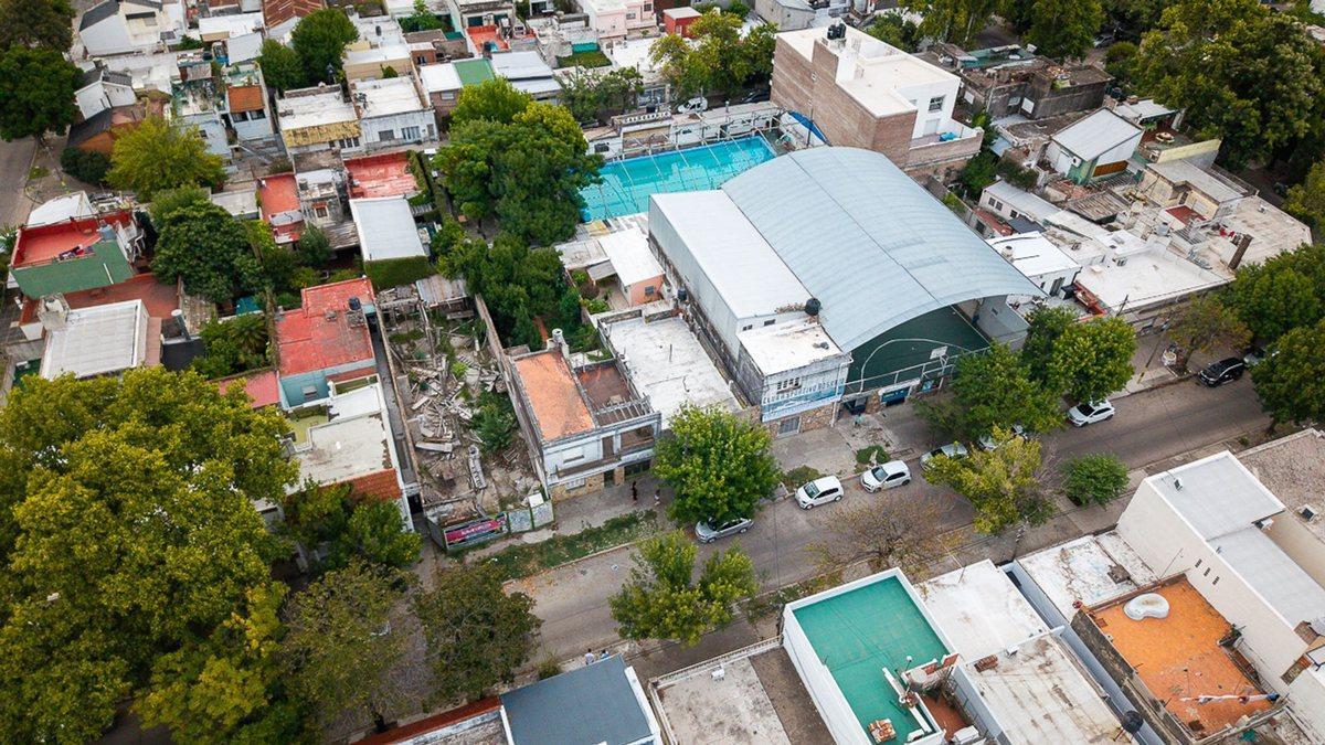 Foto de LOTE EN VENTA DESARROLLO PB + 3 PISOS, imagen 2