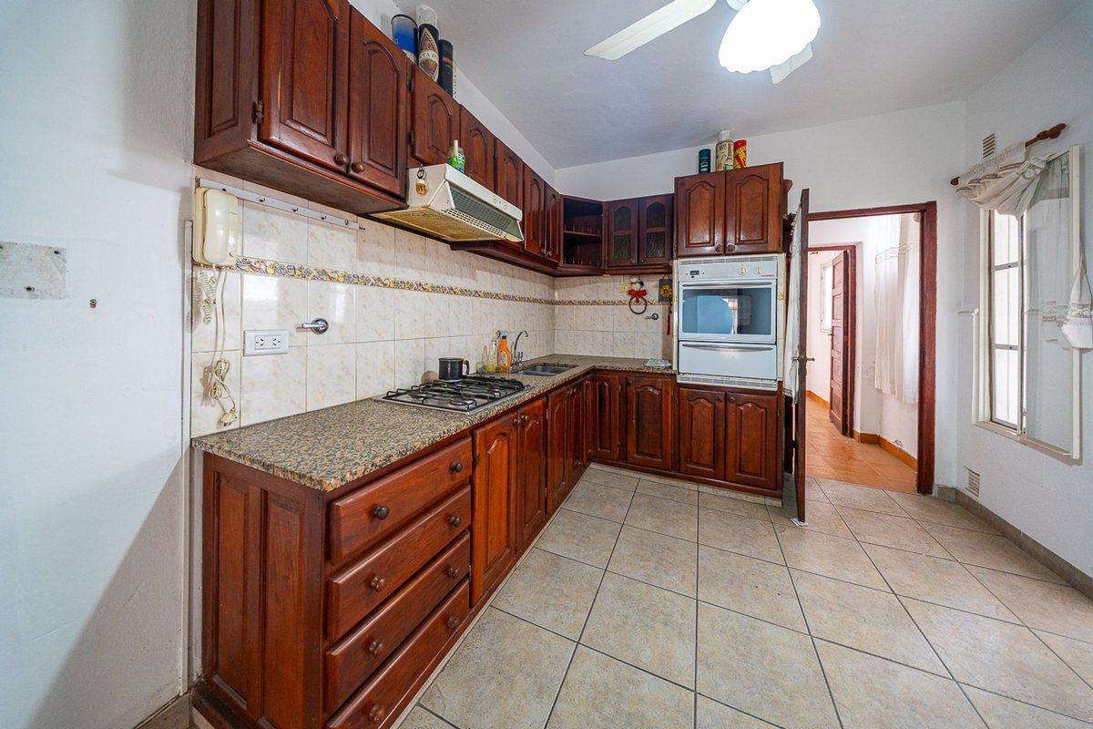 Foto de CASA EN VENTA 3 DORMITORIOS ZONA SUR, imagen 3