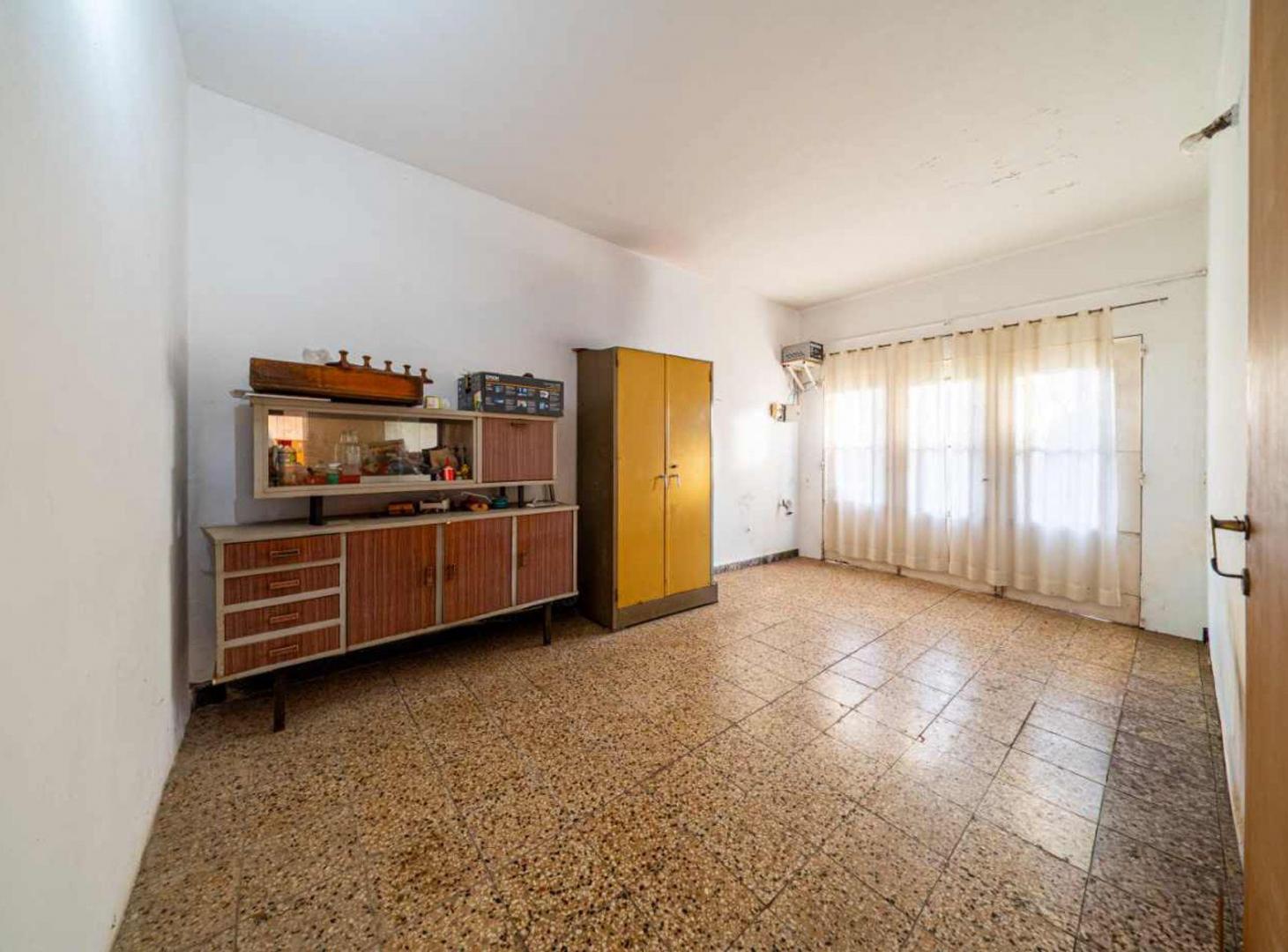 Foto de CASA 3 AMBIENTES EN VENTA BARRIO GODOY CON JARDÌN, imagen 2