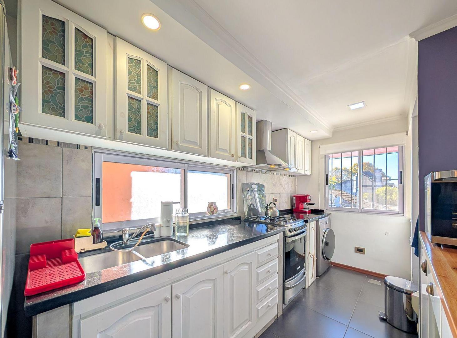 Foto de Casa en Venta en Barrio Belgrano de 2 dormitorios, imagen 2