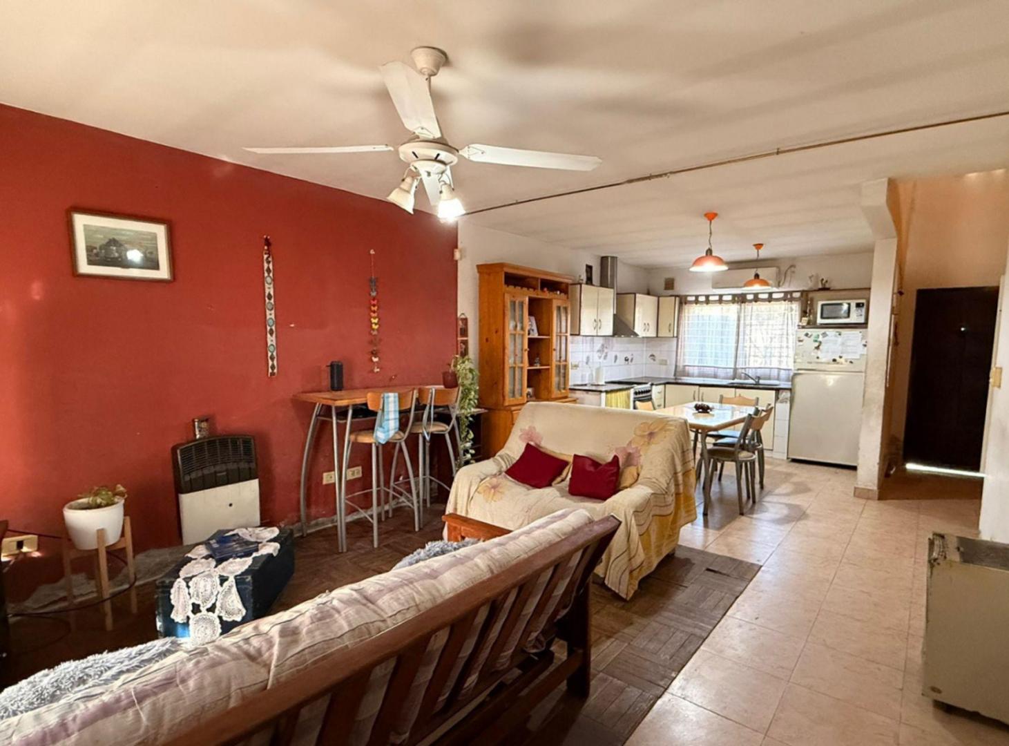 Foto de CASA EN VENTA 3 DORMITORIOS BARRIO BELGRANO, imagen 2
