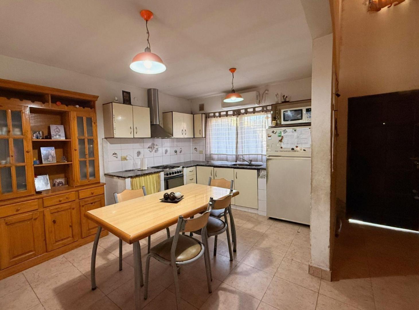 Foto de CASA EN VENTA 3 DORMITORIOS BARRIO BELGRANO, imagen 1