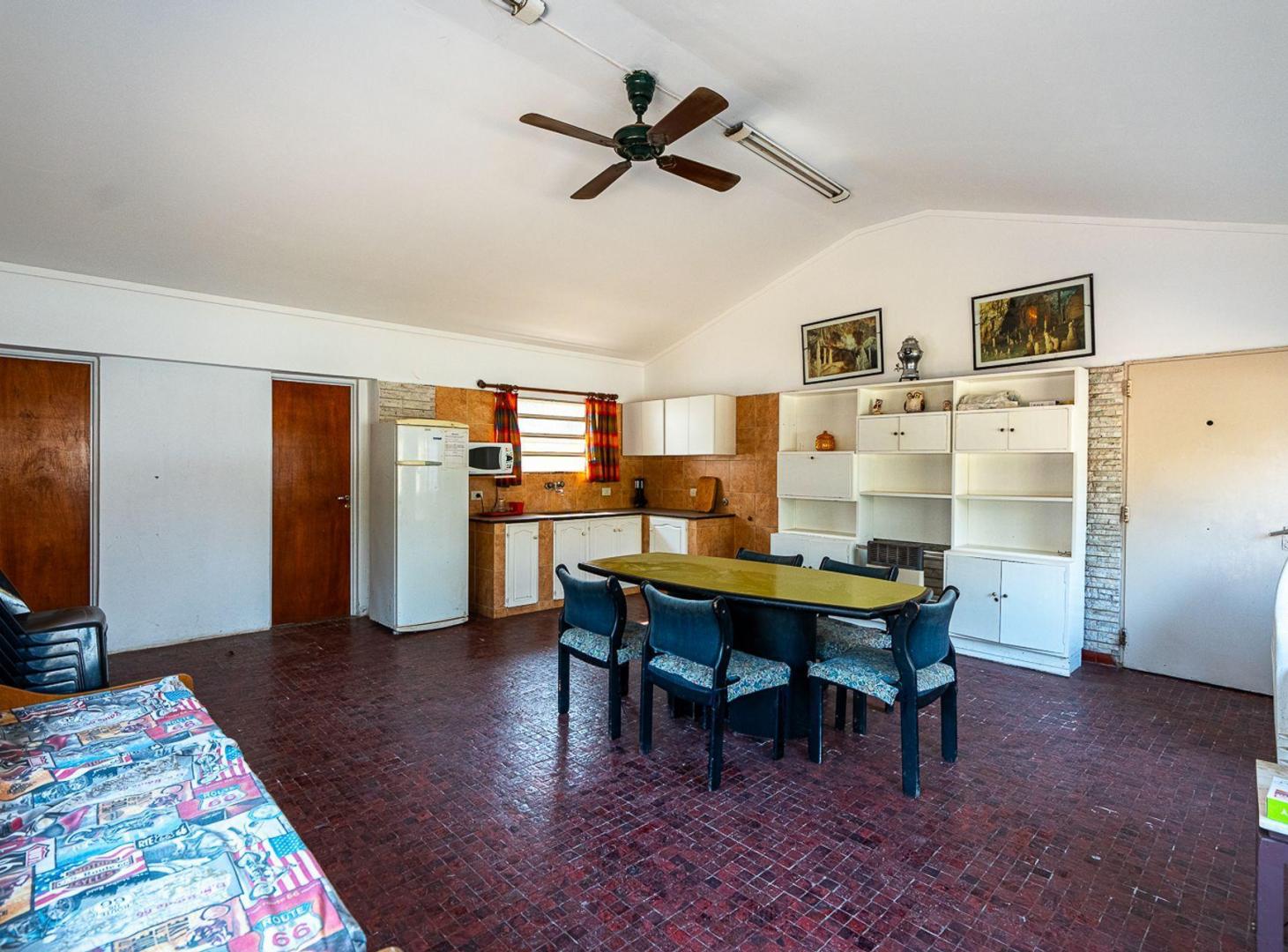 Foto de CASA EN VENTA DOS DORMITORIOS CON PILETA FUNES, imagen 1