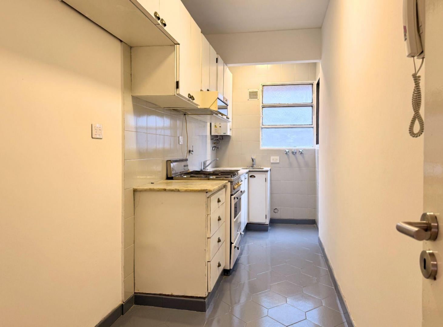 Foto de VENTA DEPARTAMENTO 2 DORMITORIOS CON COCHERA, imagen 3
