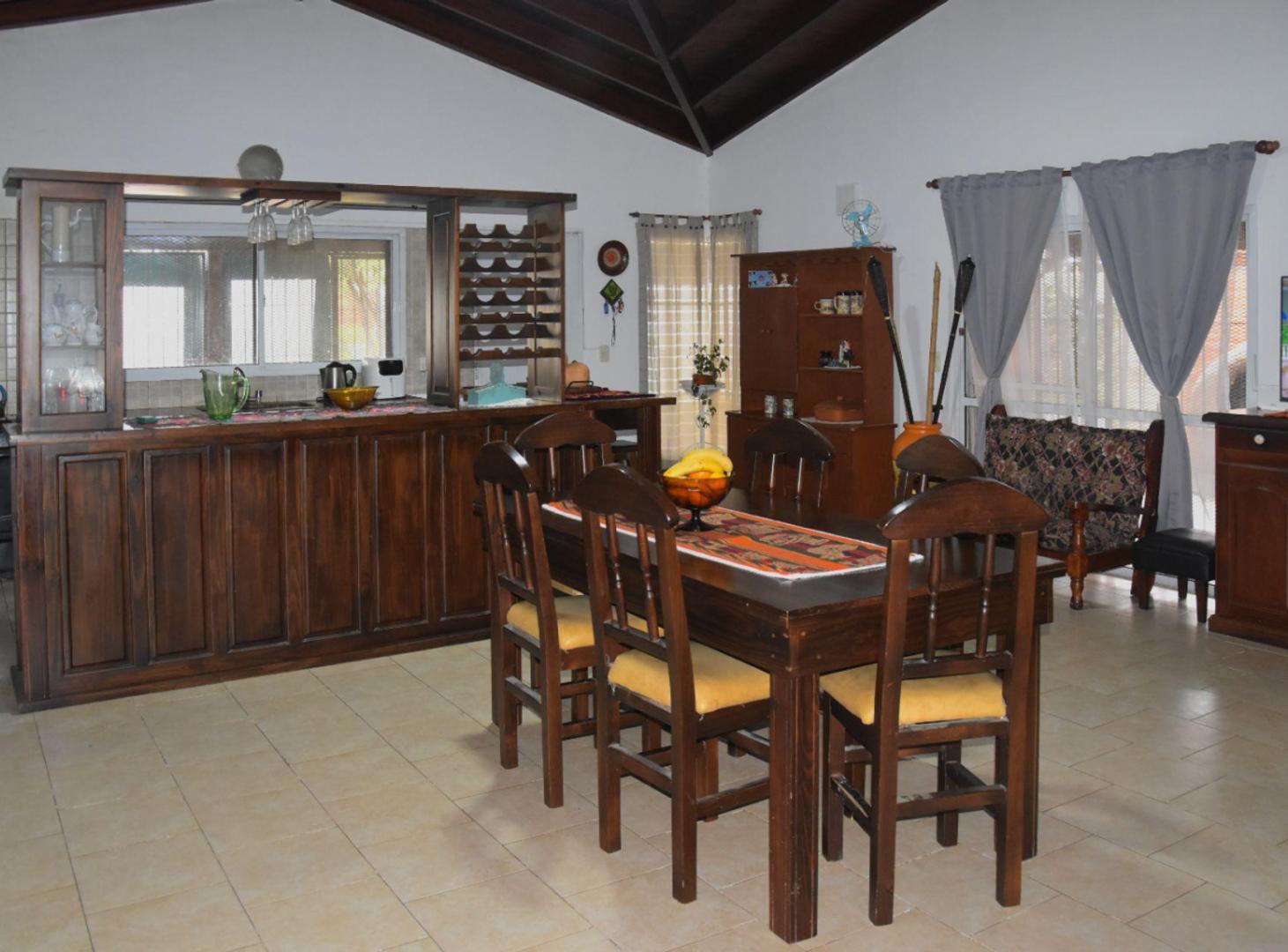 Foto de CASA EN VENTA 2 DORMITORIOS ROLDAN, imagen 3