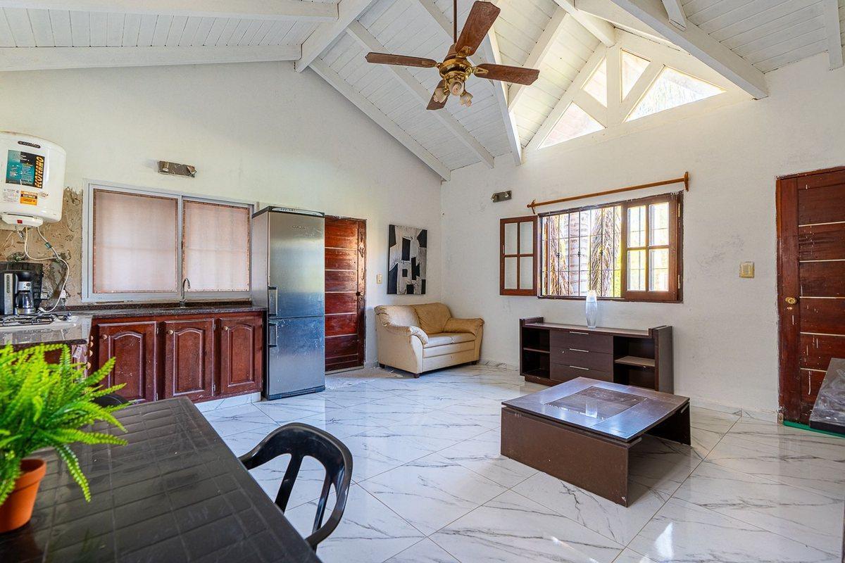 Foto de CASA EN VENTA 1 DORMITORIO CON PILETA TDS 2, imagen 5