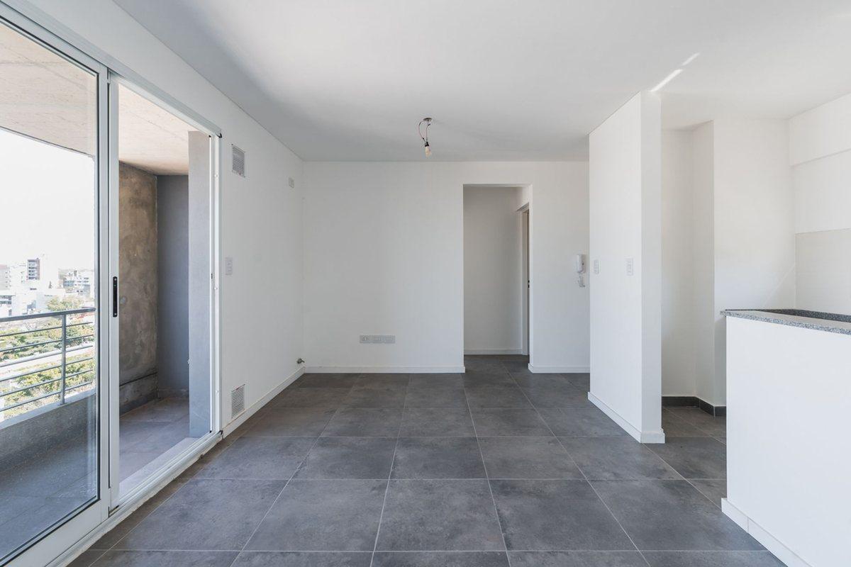 Foto de DEPARTAMENTO EN VENTA 1 DORMITORIO OPCION COCHERA, imagen 2