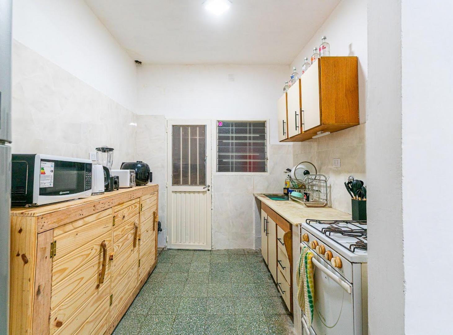 Foto de CASA EN VENTA EN ROSARIO CON PATIO Y COCHERA, imagen 2