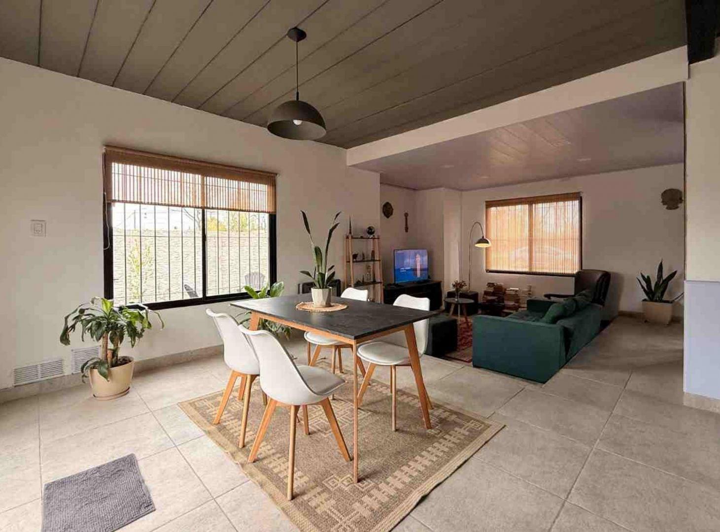 Foto de VENTA DE CASA DE 3 DORMITORIOS EN ROLDAN, imagen 2