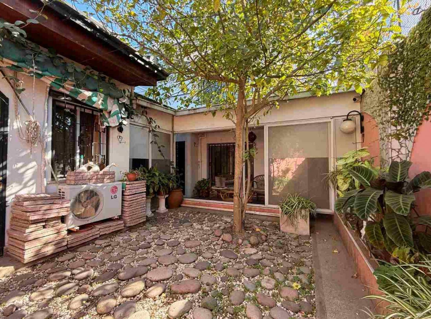 Foto de CASA DOS EN UNA EN VENTA EN ZONA SUR CON PATIO, imagen 5