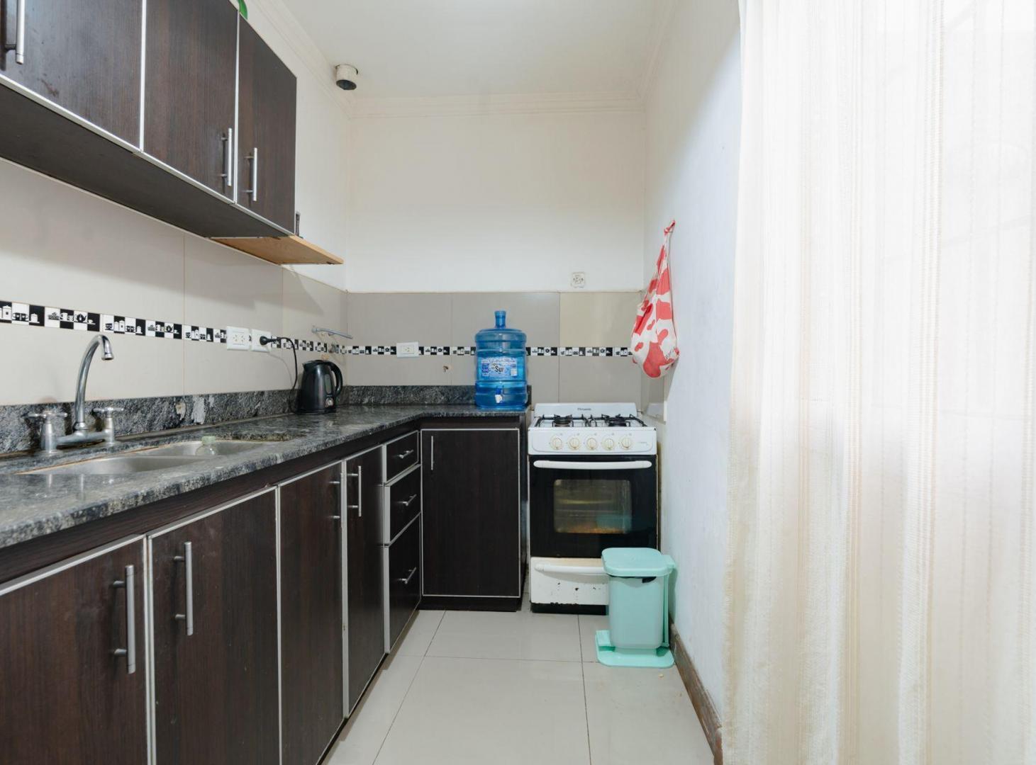 Foto de Venta de casa de 2 dormis patio y pileta Ibarlucea, imagen 5