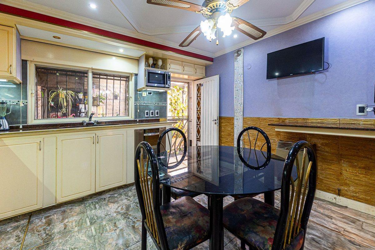 Foto de Casa en venta 3 dormitorios cochera apta credito, imagen 4
