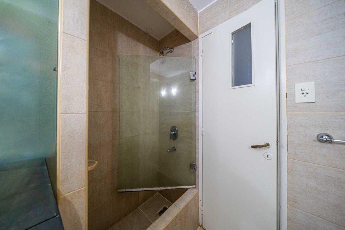 Foto de DEPARTAMENTO EN VENTA TRES DORMITORIOS ZONA RIO, imagen 2