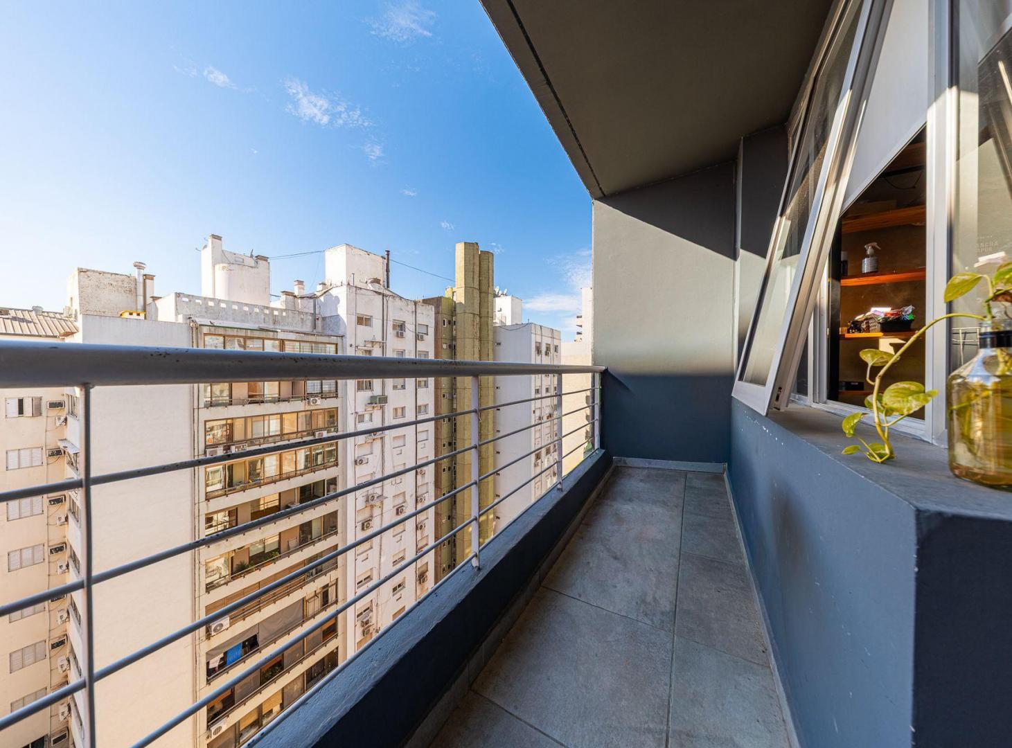 Foto de VENTA MONOAMBIENTE ZONA RIO CON TERRAZA Y COCHERA, imagen 4