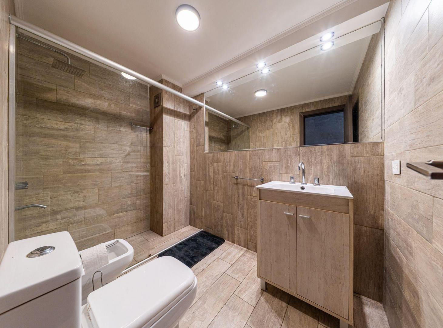 Foto de VENTA MONOAMBIENTE ZONA RIO CON TERRAZA Y COCHERA, imagen 2
