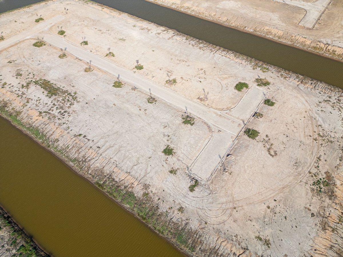 Foto de VENTA LOTE FUNES LAKES AGUADAS 600 M2 FRENTE LAGO, imagen 3