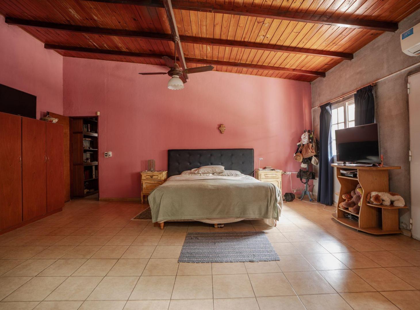 Foto de CASA EN VENTA 2 DORMIS. COMODIN Y JARDIN FISHERTON, imagen 4
