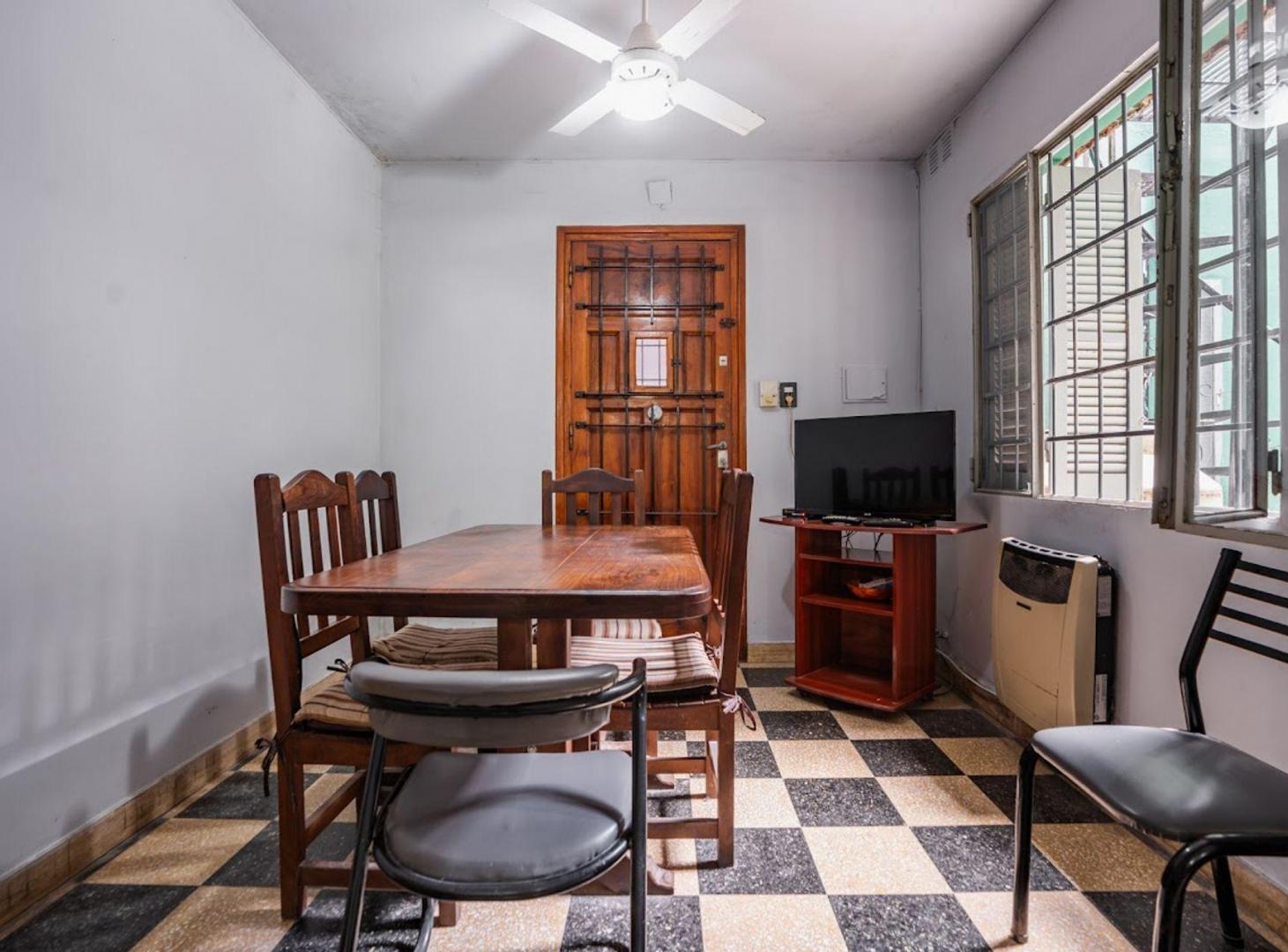 Foto de CASA EN VENTA | 2 VIVIENDAS EN ABASTO, imagen 1