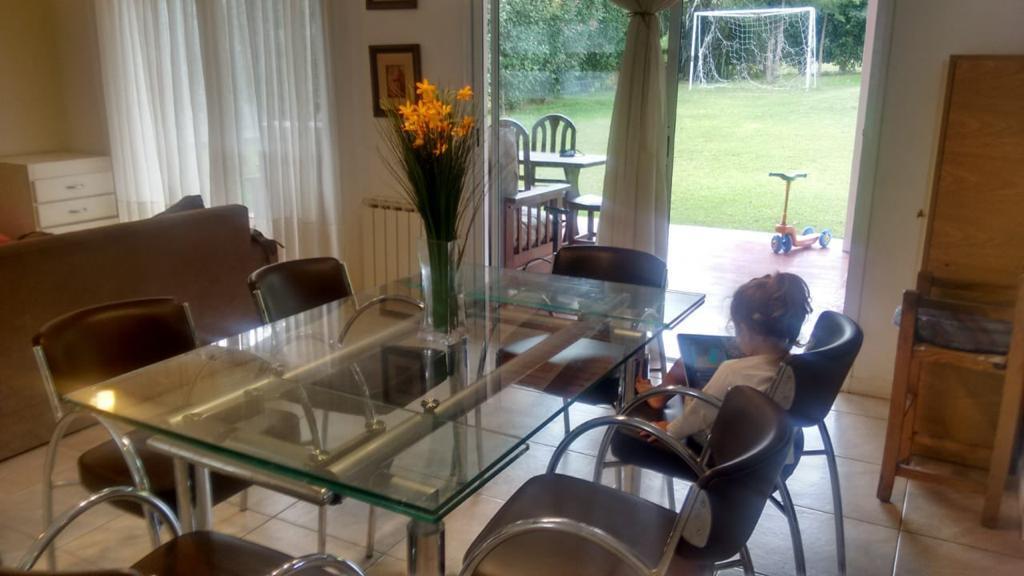 Vendo Casa en La Cuesta 4 Dor. Lote Plano. Pileta 3