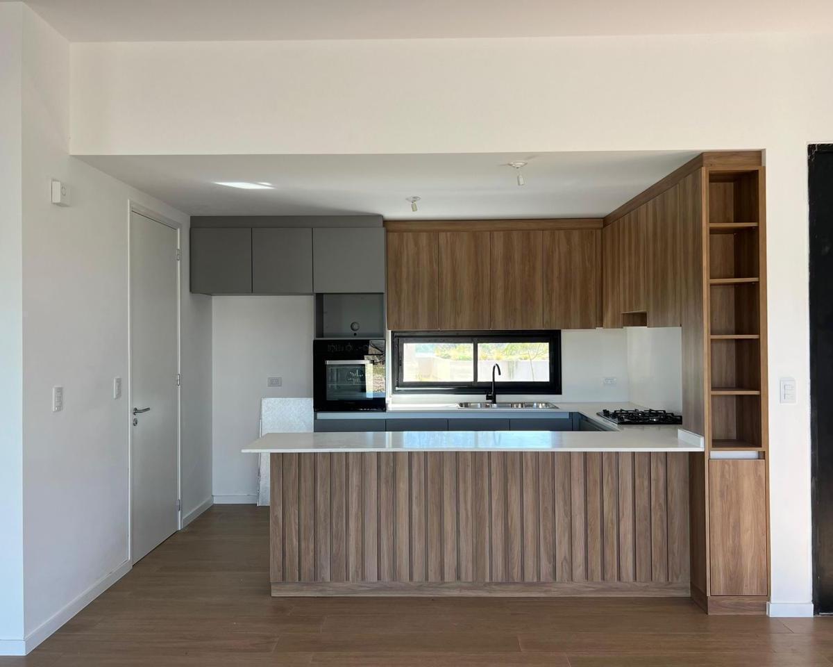 Foto de VENDO CASA EN EL TERRON A ESTRENAR EN UNA PLANTA 3 DOR., imagen 5