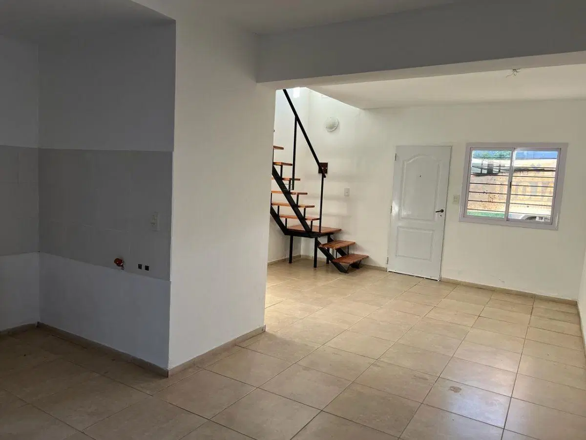 ALQUILO DUPLEX LOS PRADOS LA CALERA. 2D. 2 B. IMPUESTOS Y AGUAS INCLUIDOS! 2