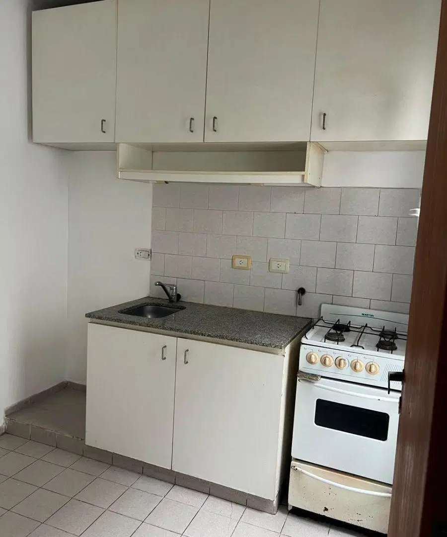 ALQUILO DEPTO 1 DOR. EN DEAN FUNES 1229. IMPECABLE. EXPENSAS BAJAS.! 3