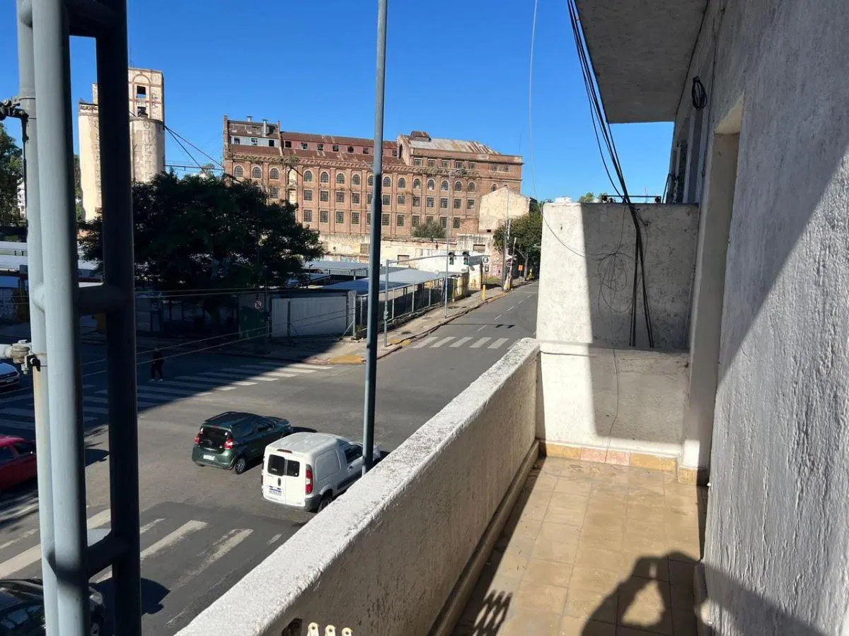 ALQUILO DEPTO 1D. EN AV. E. OLMOS 516 FTE LEGISLATURA. BALCON. EXPENSAS BAJAS 5