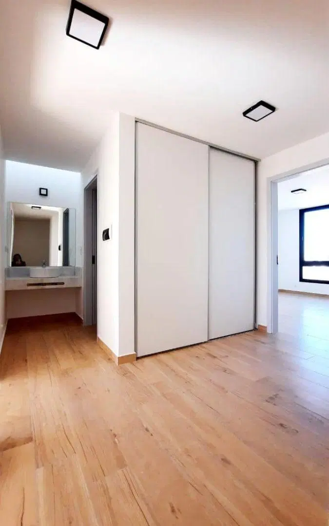 VENDO EN DOCTA AVENIDA DUPLEX PREMIUM 3D. 3 B. CATEG. COCHERA. Y GALERIA. CUB. 3