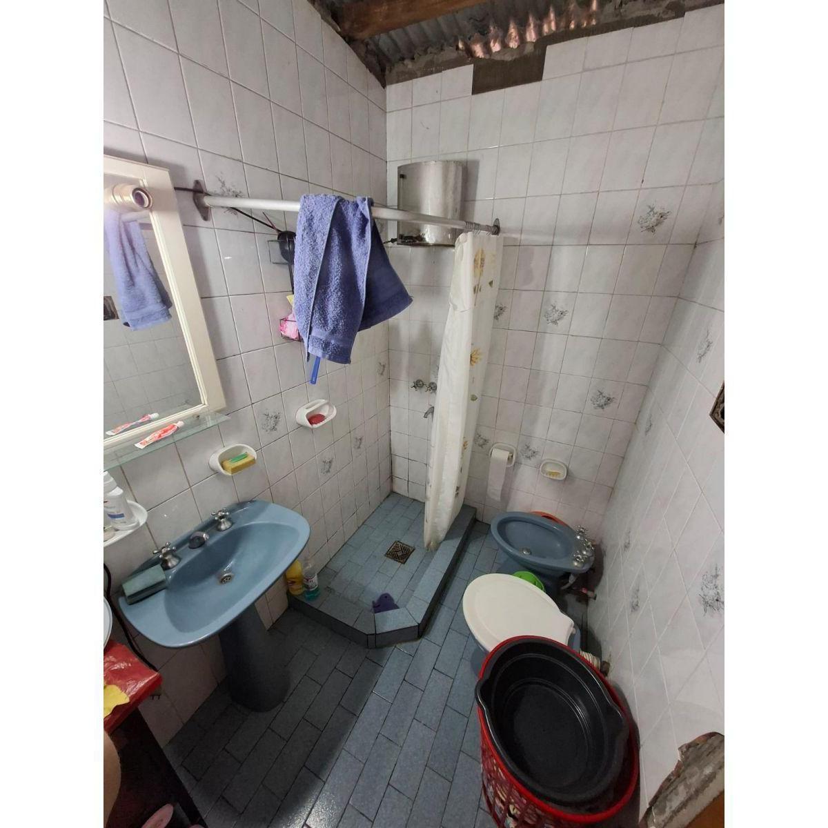 Amplia Casa en Venta con Garaje. Dos Casas en Una. 3