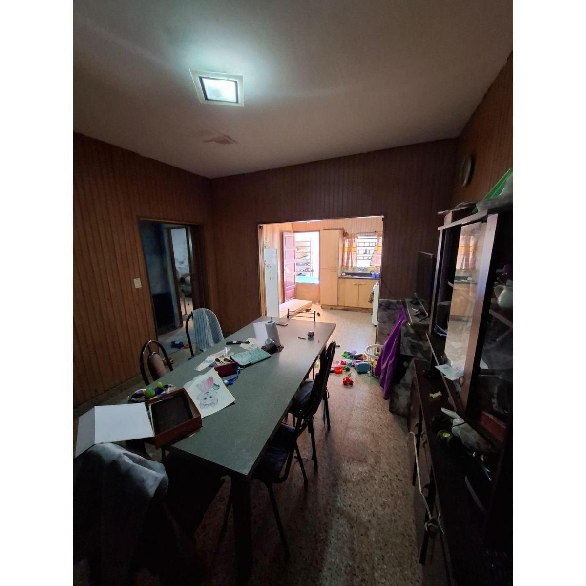 Amplia Casa en Venta con Garaje. Dos Casas en Una. 2