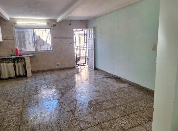 ALQUILER: Casa de 2 habitaciones en Tiro Suizo 5