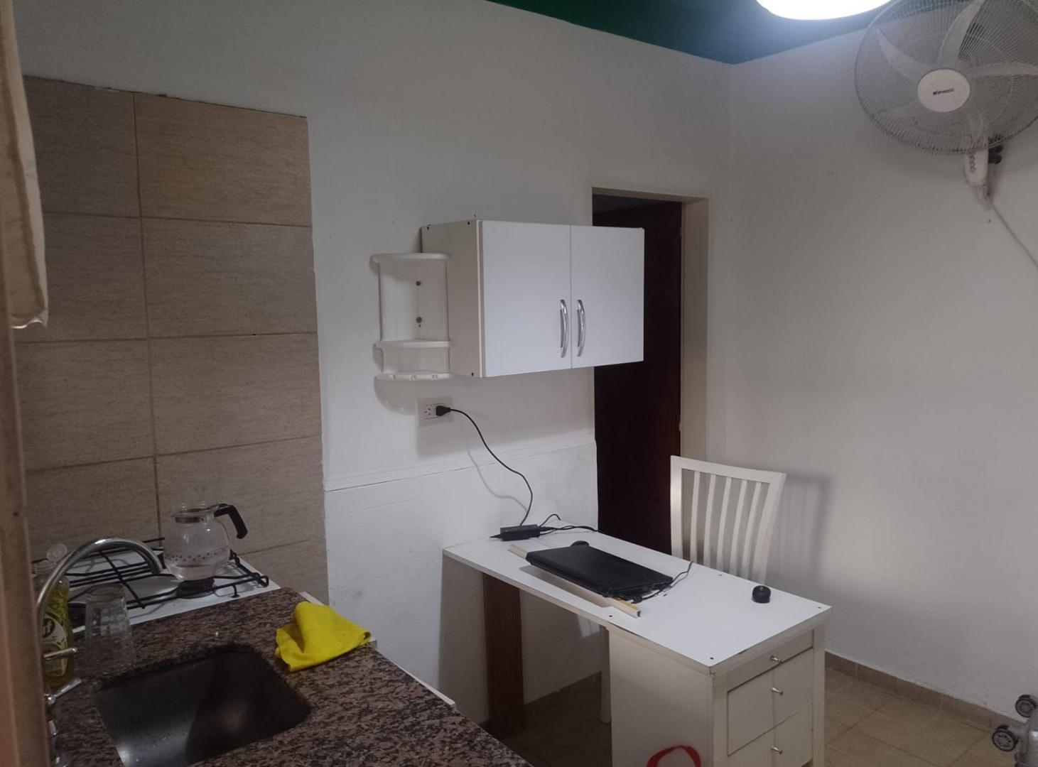 Lote interno c/ ingreso único. Ideal constructora o familias. Zeballos 1600, no PH. Superficie 144m2