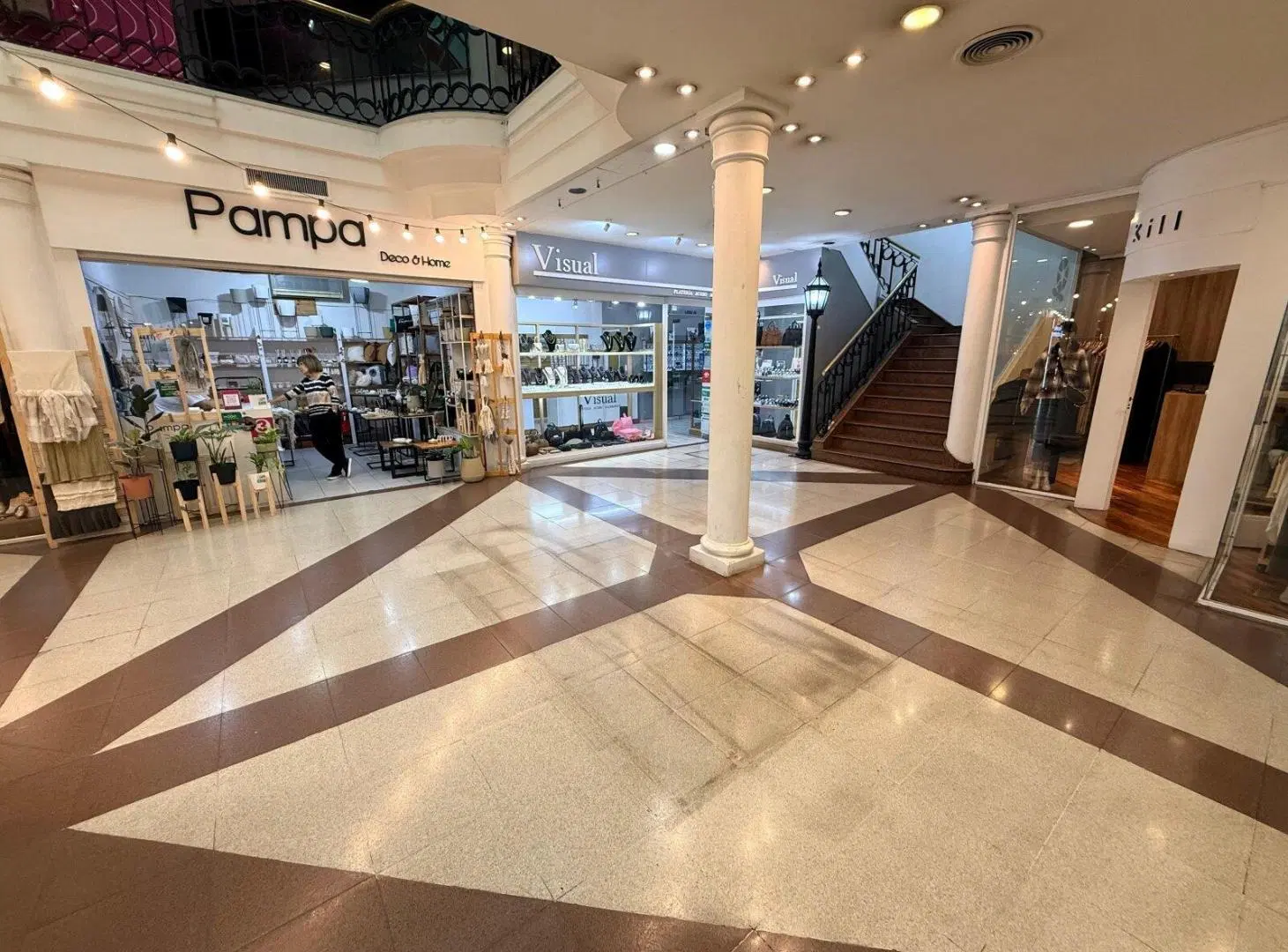 Isla Comercial estratégica | Palace Garden | Máximo Flujo Peatonal 5