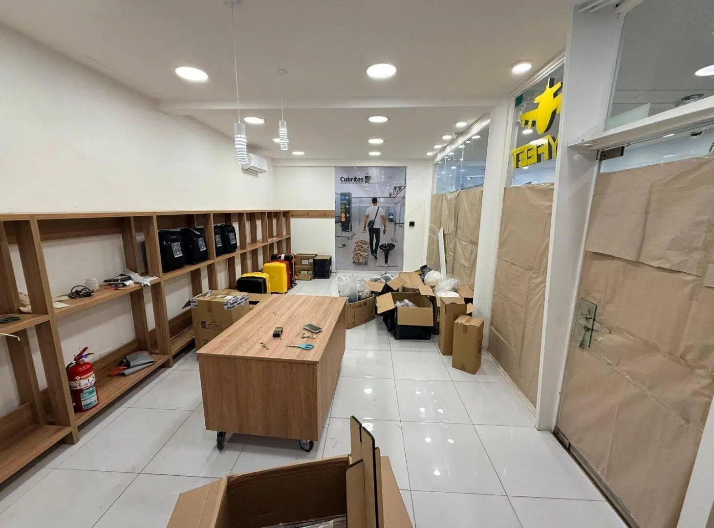 Local Doble Premium 72m² | 8 mts Vidriera | Palace Garden 4