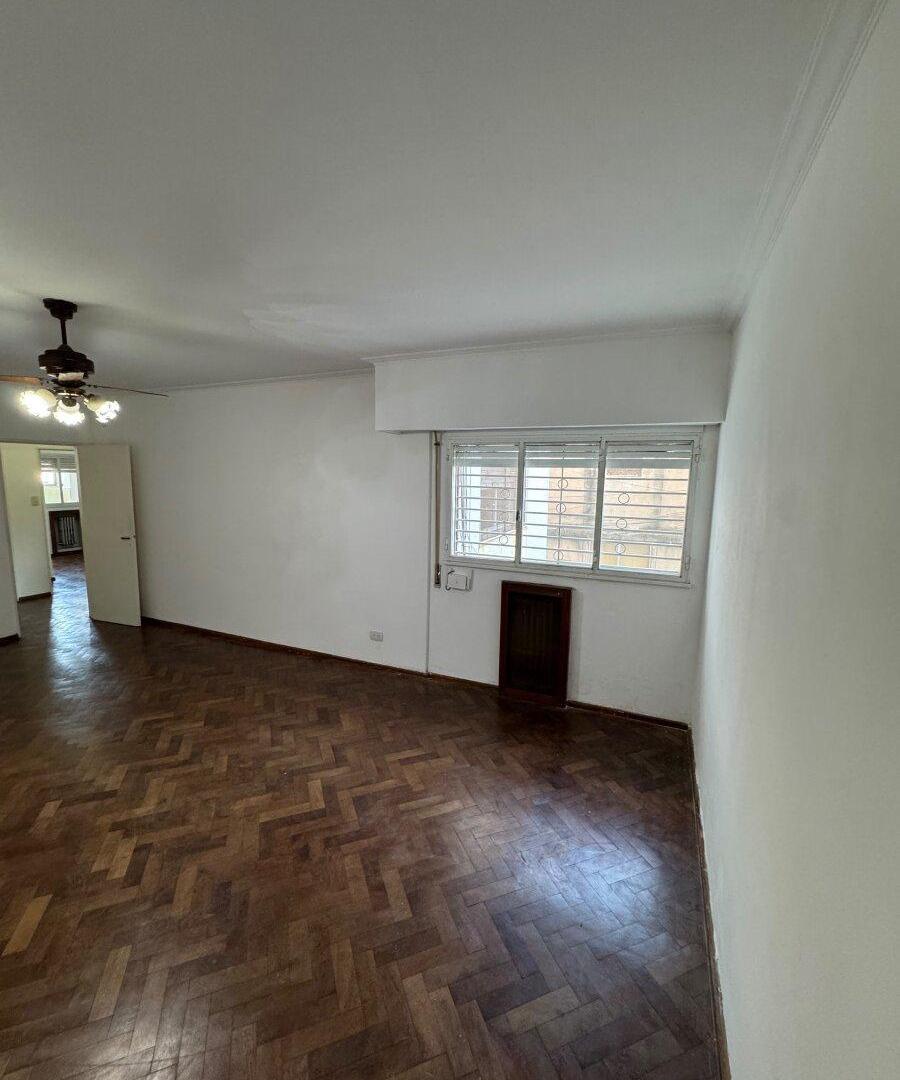 Foto de ALQUILER – AMPLIO DEPARTAMENTO DE 2 DORMITORIOS | SANTA FE 1247, imagen 1
