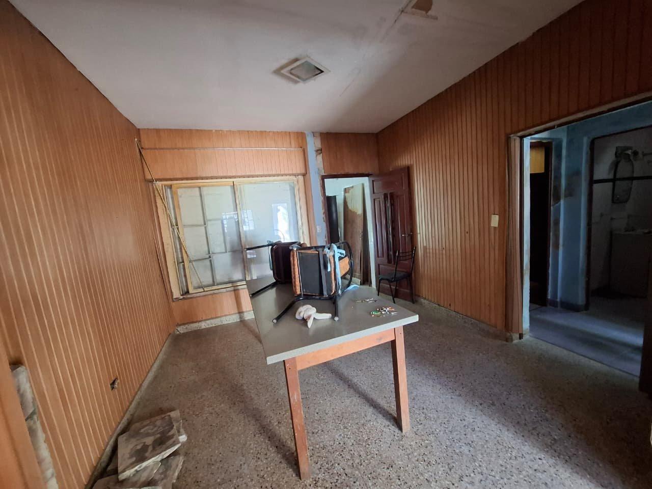 Foto de Amplia casa en venta con garaje. Dos casas en una. Apto credito., imagen 5