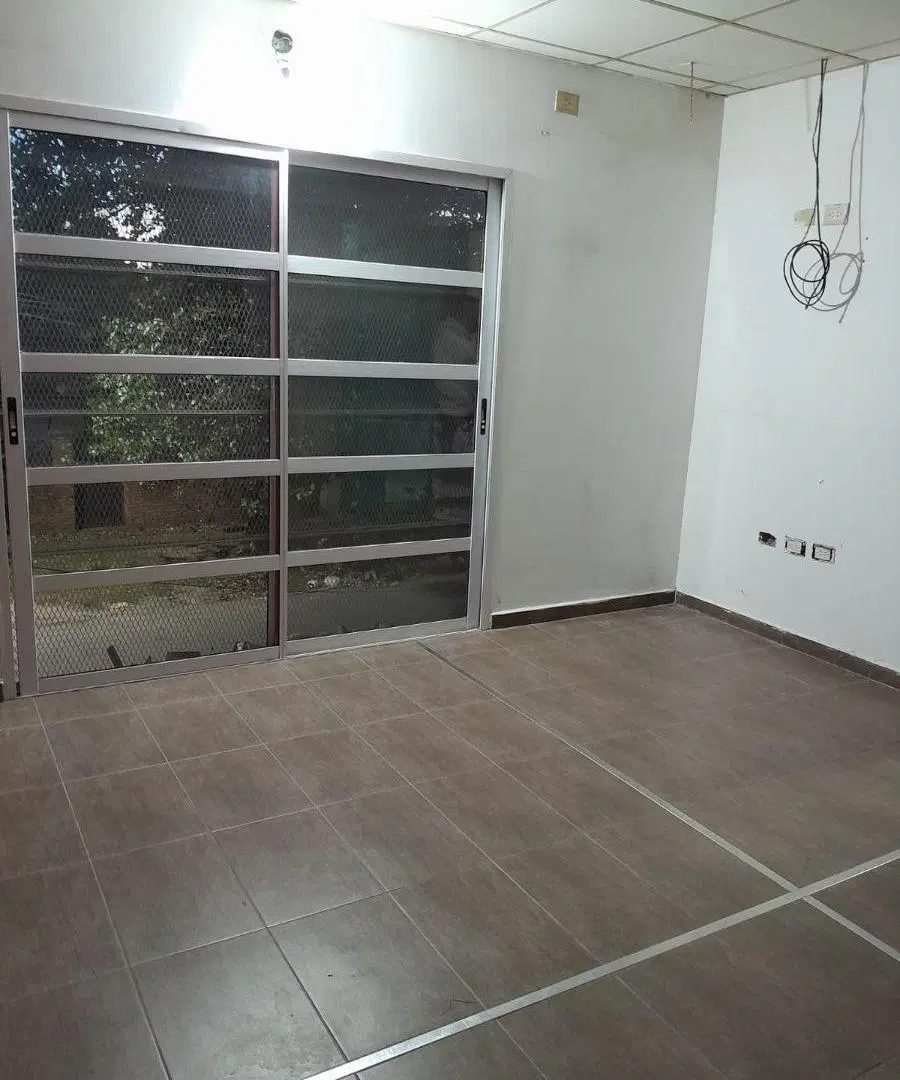 Departamento de 40 m² con 1 Ambiente en alquiler en Berazategui 3