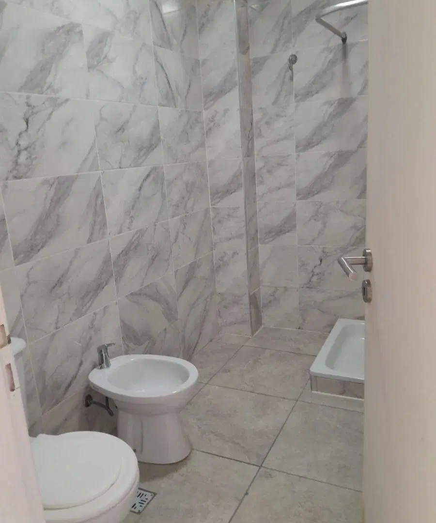 Departamento de 60 m2 en alquiler en Berazategui 5