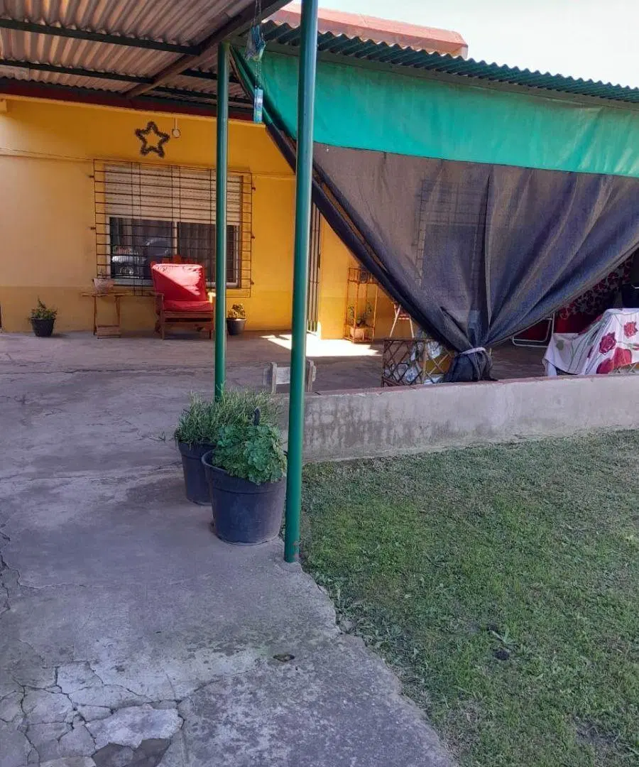 Casa Americana en Venta Acepta Permuta 3