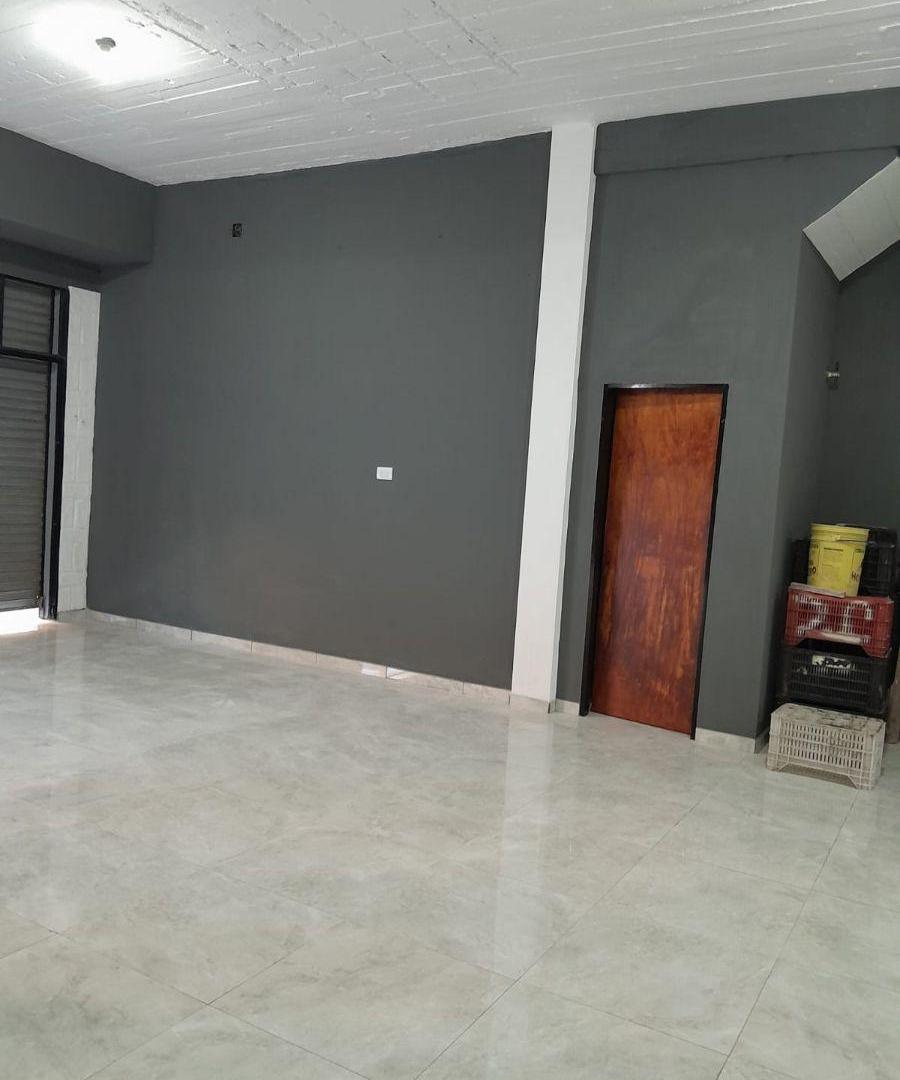 Foto de Local de 150 m² ,A ESTRENAR, en alquiler en Berazategui, imagen 4
